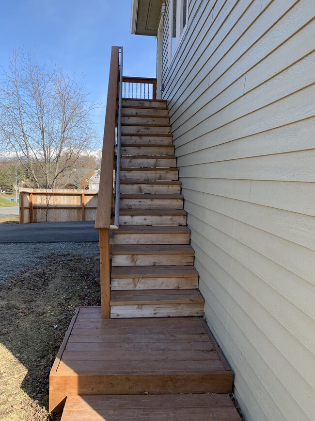 Building Photo - 9421 Arlene Dr