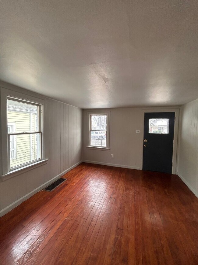 Foto del edificio - 4314 Warsaw St