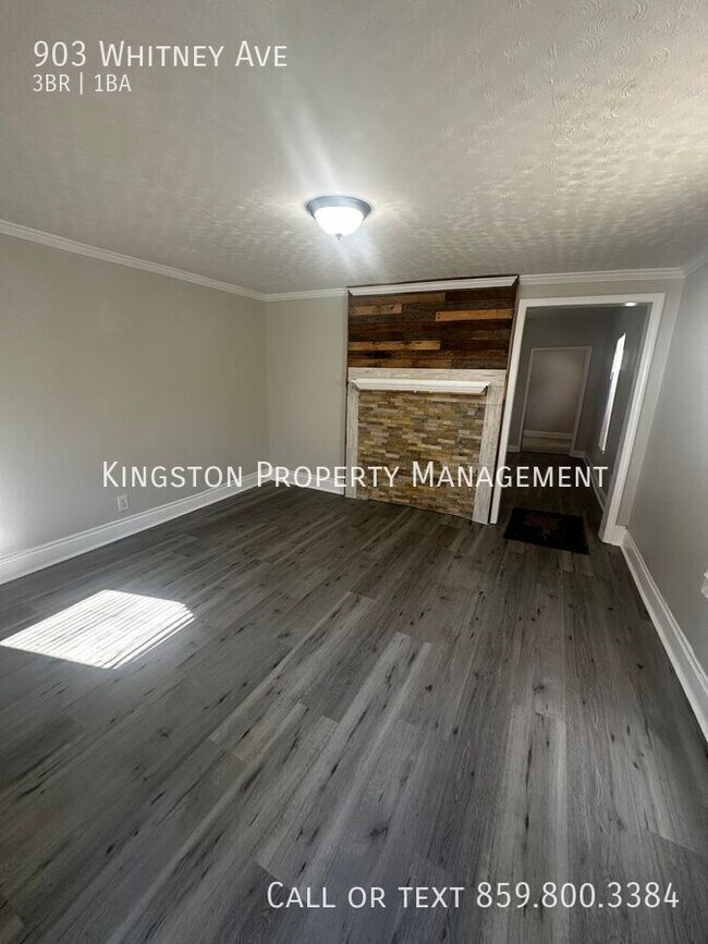 Foto del edificio - 3 bedroom, 1 bathroom house Now Available!...