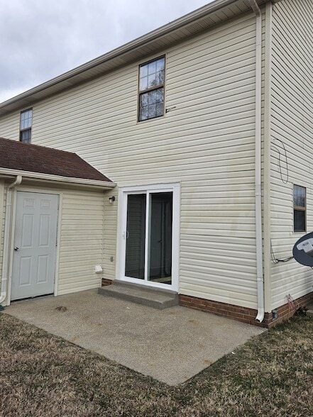 Building Photo - 101 Mead Ave