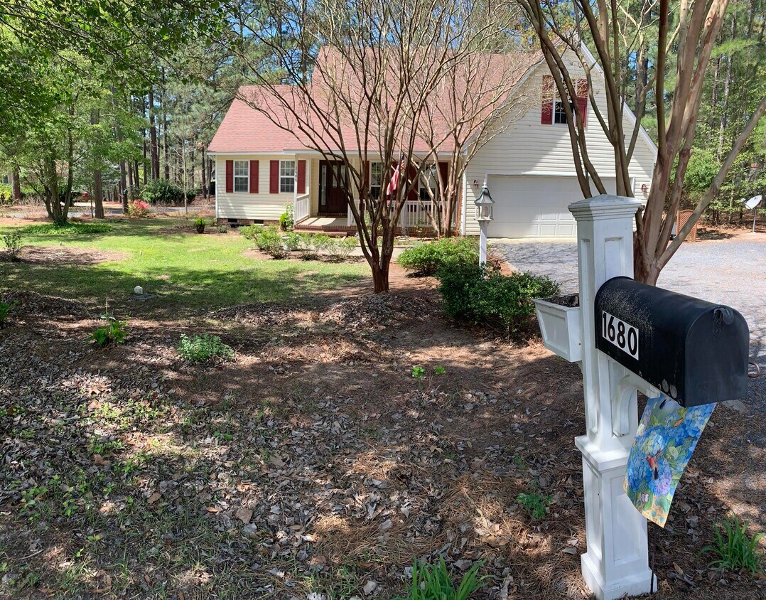 1680 Longleaf Dr E, Pinehurst, NC 28374 House Rental in Pinehurst, NC