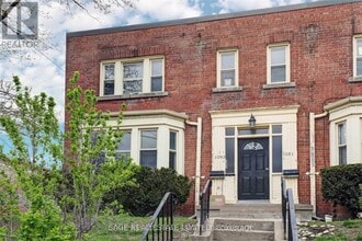 Building Photo - 1083 Avenue Rd
