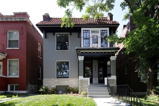 Building Photo - 3956 De Tonty St