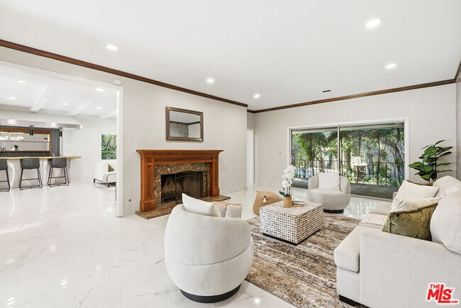 Foto del edificio - 11410 Canton Dr