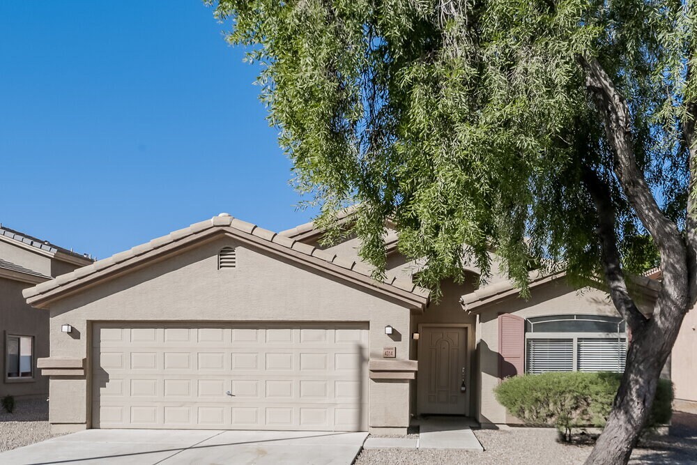 Primary Photo - 4314 N 124th Ave