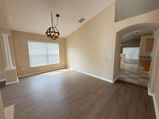 Foto del edificio - 24317 Summer Wind Ct