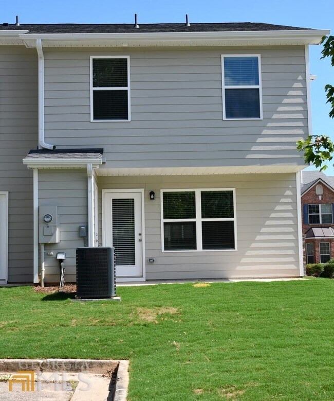 Building Photo - 306 Ashigan St