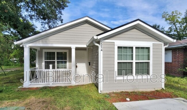 Building Photo - 2214 Spires Ave