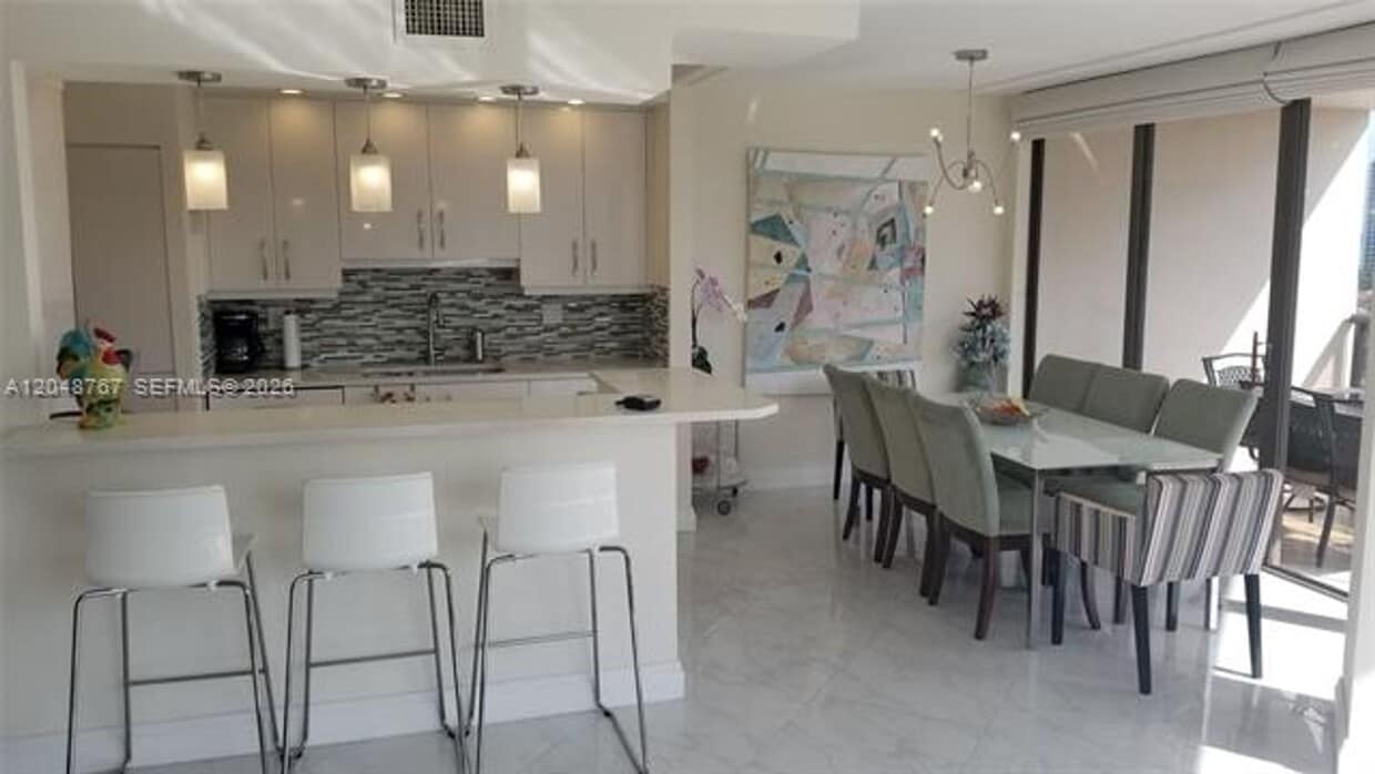 Photo - 19667 Turnberry Way cu-12B, Aventura, FL 33180