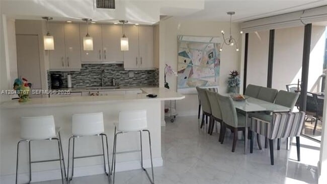 Photo - 19667 Turnberry Way cu-12B, Aventura, FL 33180 Apartment