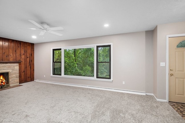 Building Photo - 3 br, 1.5 bath House - 8730 Bailey Dr NE
