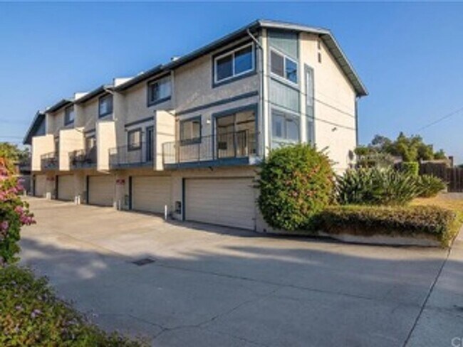 Foto del edificio - 764 N Glendora Ave