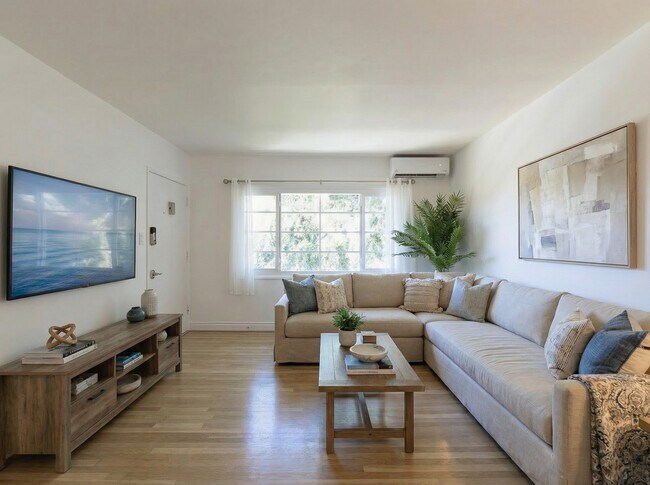 Foto del edificio - 1553-1555 Riverside Dr.