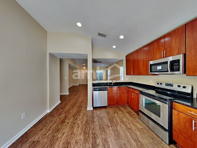 Foto del edificio - 12607 Wooded Bluff Ct