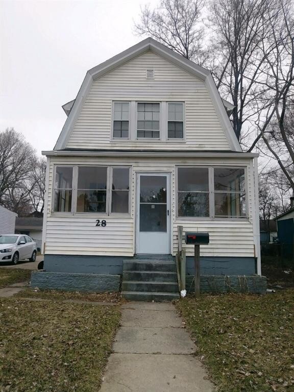28 Whitfield St, Pontiac, MI 48342 House for Rent in Pontiac, MI