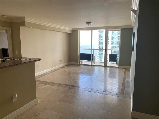 Foto del edificio - 1155 Brickell Bay Dr