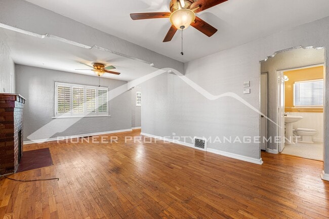 Building Photo - Charming Home in Heart of Denver's Berkele...