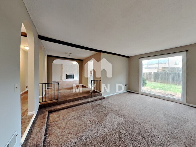 Building Photo - 988 Hearthstone Dr