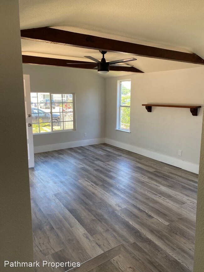 Building Photo - 2 br, 1 bath House - 655 S Sunshine Avenue
