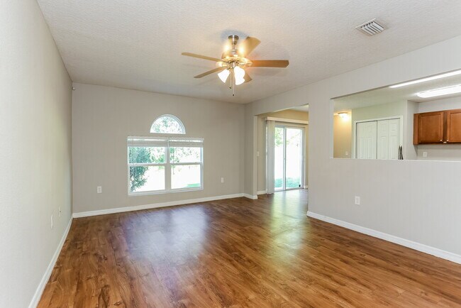 Building Photo - 3536 Alec Dr