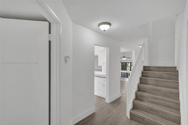 Building Photo - 4163 SW 85th Ave