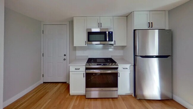 Building Photo - 57 Hemman St