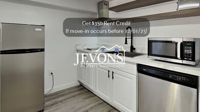 Building Photo - 630 N Skyline Dr