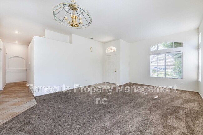Foto del edificio - 26440 St Ives Ct