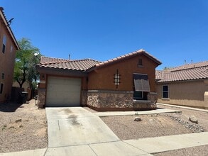 Building Photo - 7044 S Brickellbush Ln
