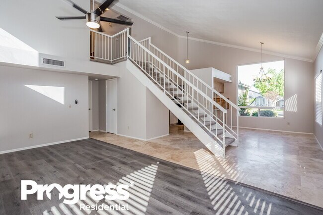 Building Photo - 845 E Manor Dr