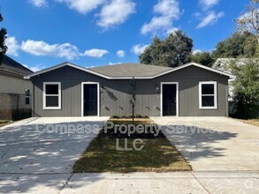 Building Photo - 1114 Chestnut St