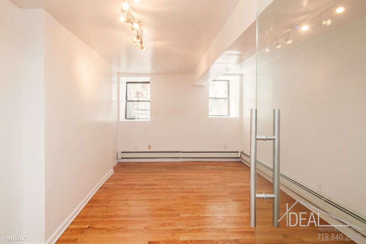Foto principal - 81 Clinton Ave