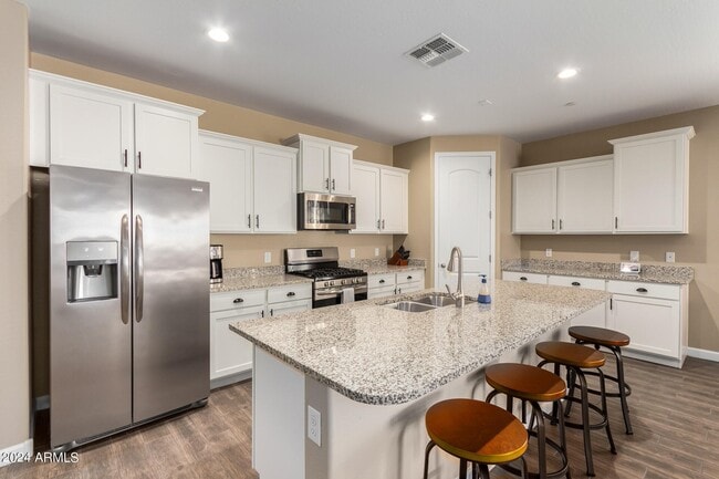 Foto del edificio - 29746 N 120th Ln