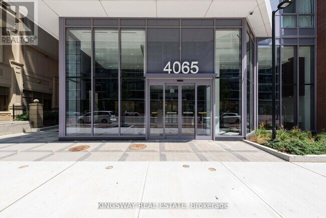 Photo du bâtiment - 4065 Confederation Pkwy