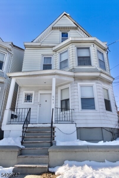 Foto del edificio - 241 N 8th St