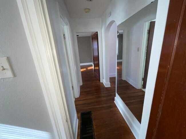 Foto del edificio - 3522 Charlack Ave