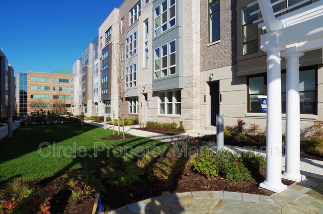 Foto del edificio - 13393 Launders St