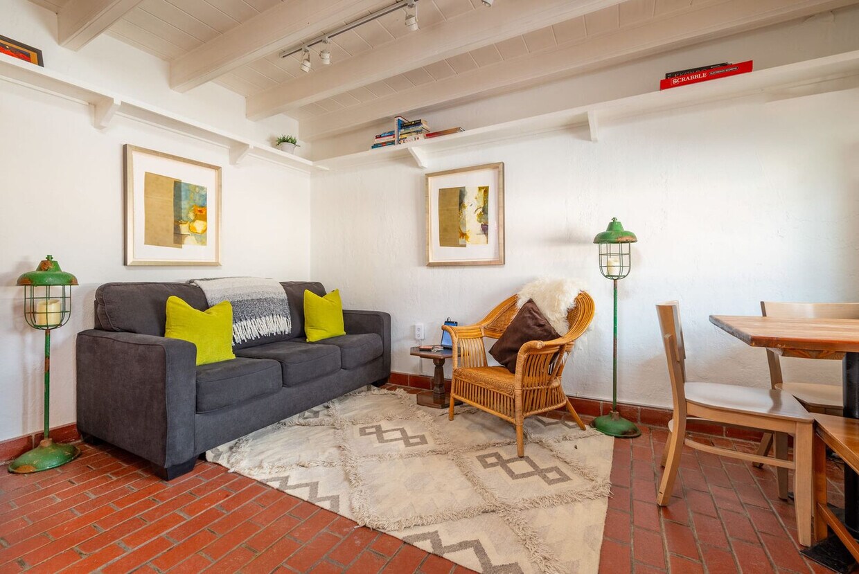 Foto principal - 616 1/2-721 Galisteo St