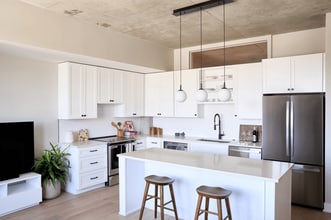 Building Photo - The Penrose