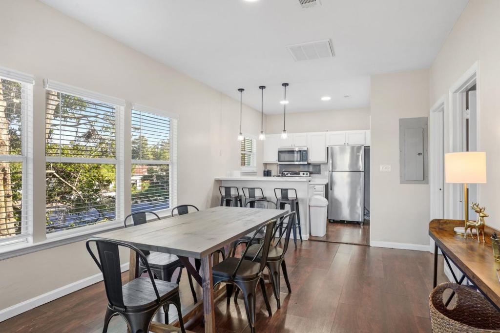 1516 S Adams St, Tallahassee, FL 32301 House Rental in Tallahassee