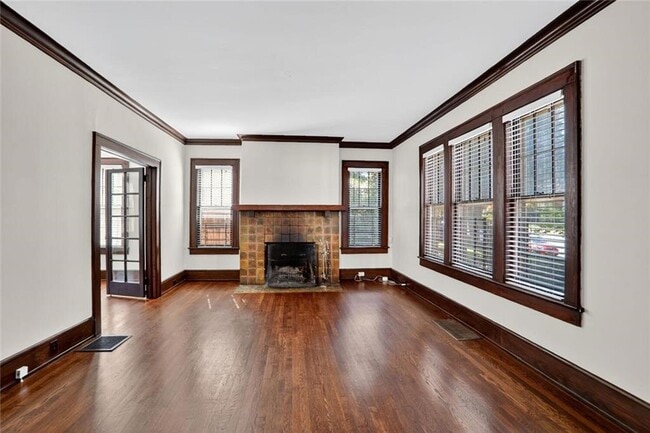 Building Photo - 641 Bonaventure Ave NE
