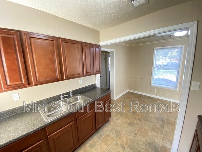 Foto del edificio - 3190 Benjestown Rd