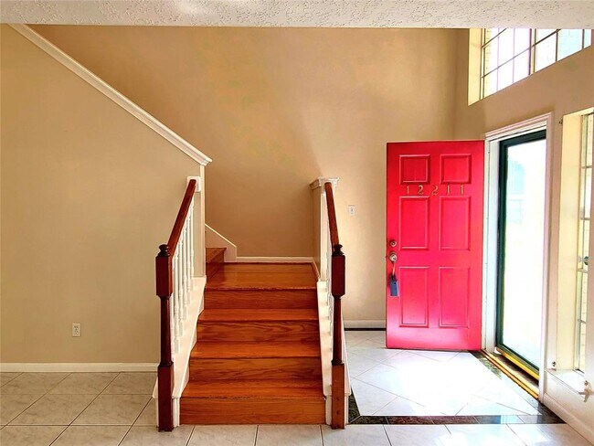 Building Photo - 12211 Meadow Bend Ct