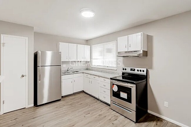 Building Photo - 3024 Chance Dr