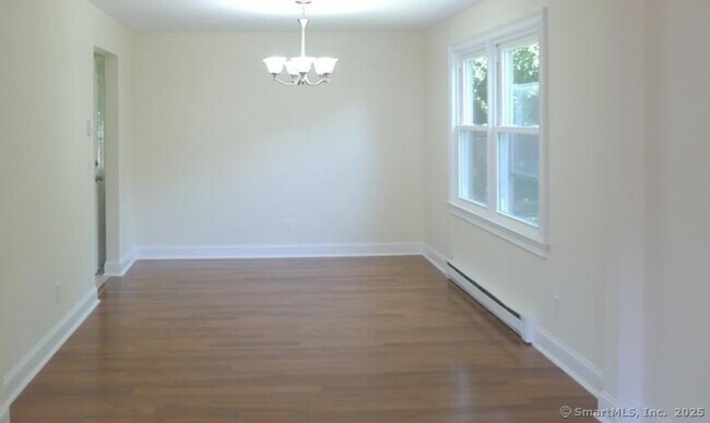 Foto del edificio - 36 Richmondville Ave