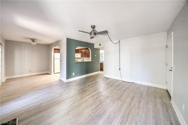 Building Photo - 3411 Sunfish Dr