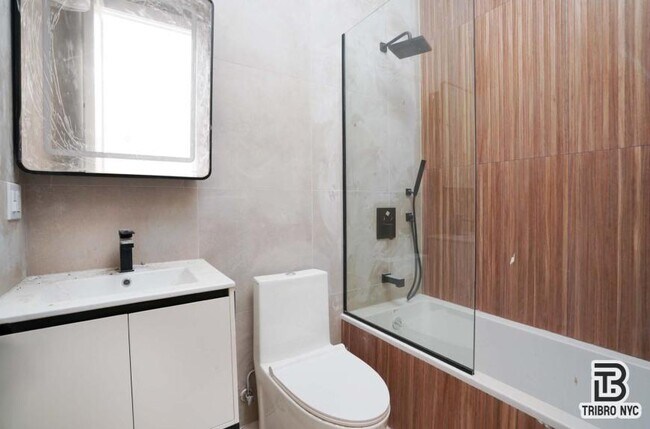 Photo - 3 bedroom in Brooklyn NY 11206 Townhome