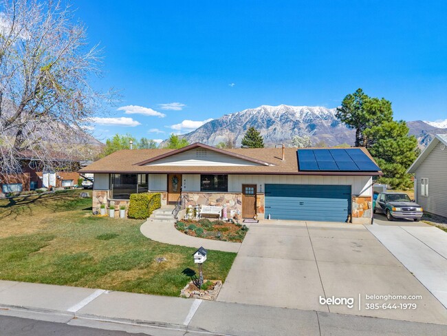 Foto del edificio - 428 200 E