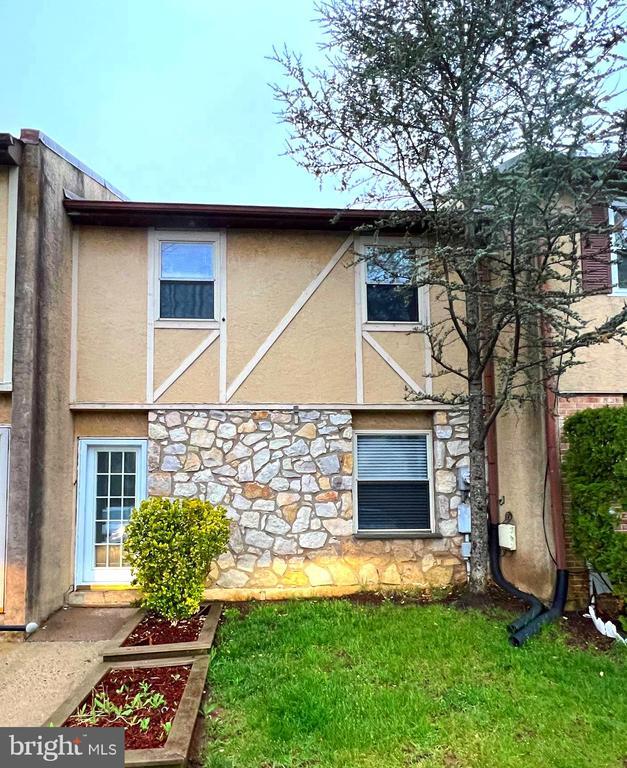 Primary Photo - 1000 Jacksonville Rd