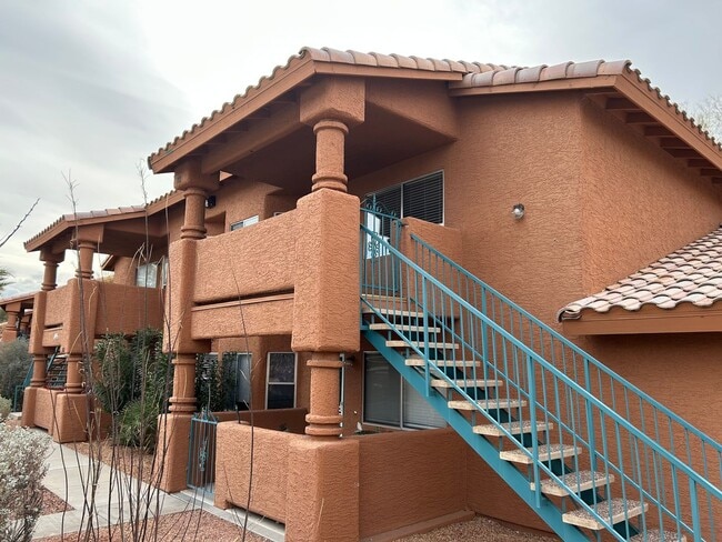 Building Photo - ***Rock Springs 2 Upper Level, Unfurnished, 2 Bedroom, 2 Bath Condo***